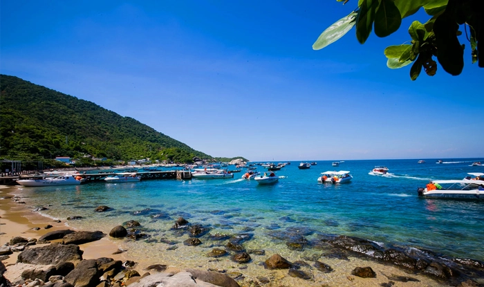 Speedboat from Hoi An to Cham Island